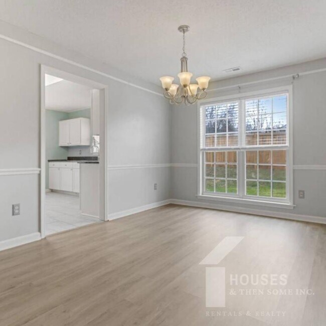 Building Photo - 110 Stonington Way