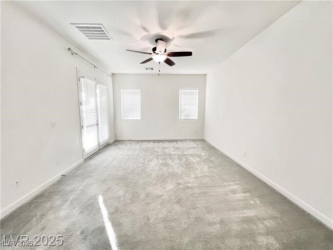 Building Photo - 2117 Thames View St