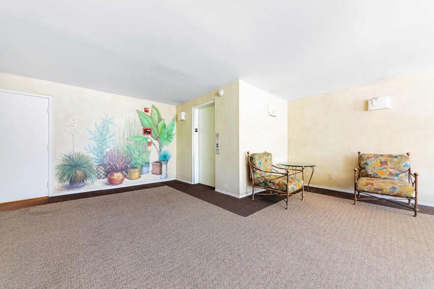 Building Photo - 1255 10th St