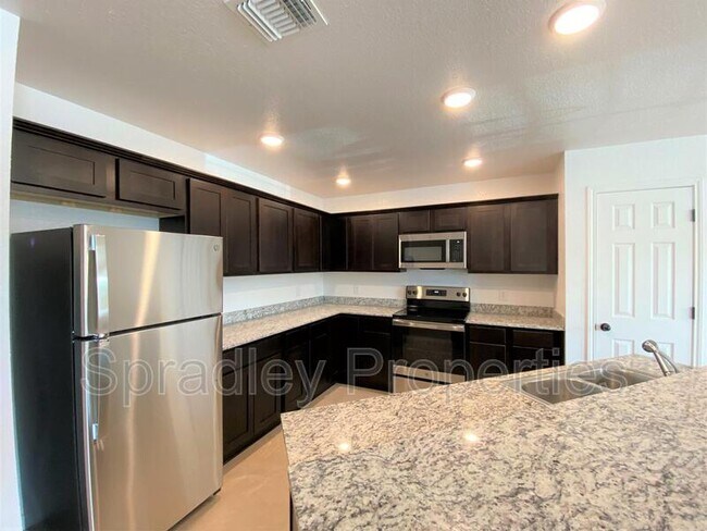 Building Photo - 9130A Winding Ct