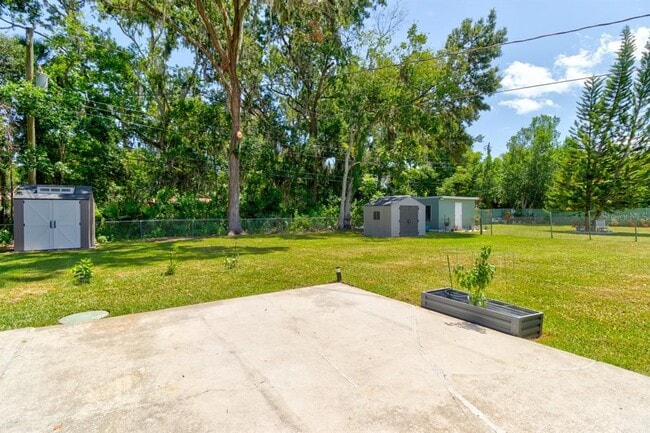 Building Photo - 635 S Lanvale Ave