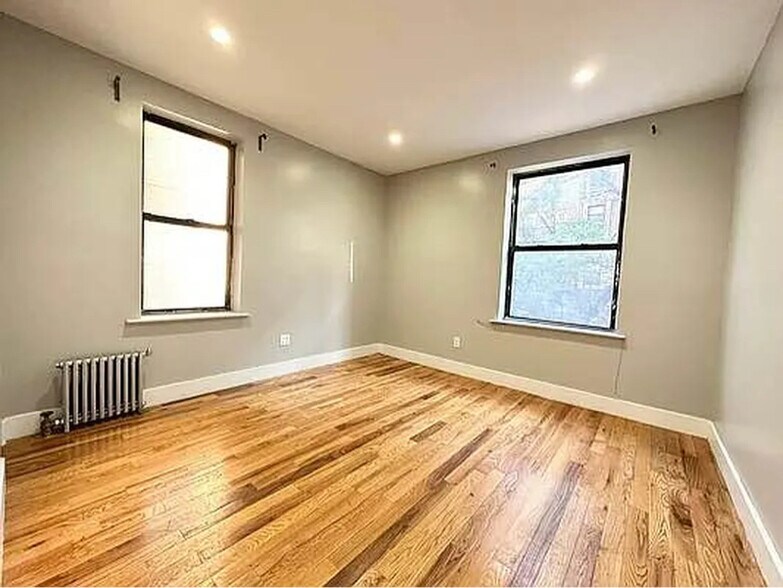 Building Photo - 235 W 146th St