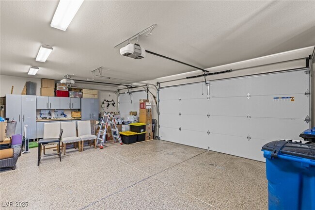 Building Photo - 5192 Rock Daisy Dr