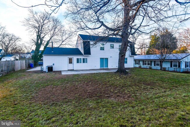 Building Photo - 1303 Port Echo Ln