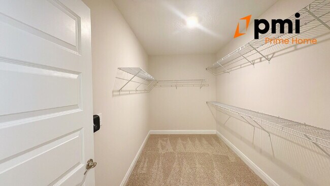 Building Photo - BRAND NEW BEAUTIFUL 5Bedroom/4Bath Single ...