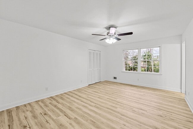 Building Photo - 1306 Dominica Dr