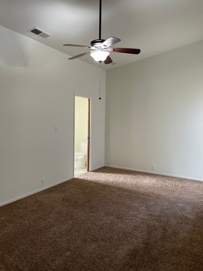 Building Photo - Charming 4-Bedroom, 2-Bathroom Home – Your Perfect Summer Move-In!