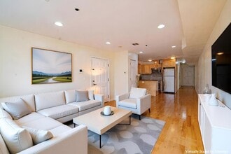 Building Photo - 540 29th St