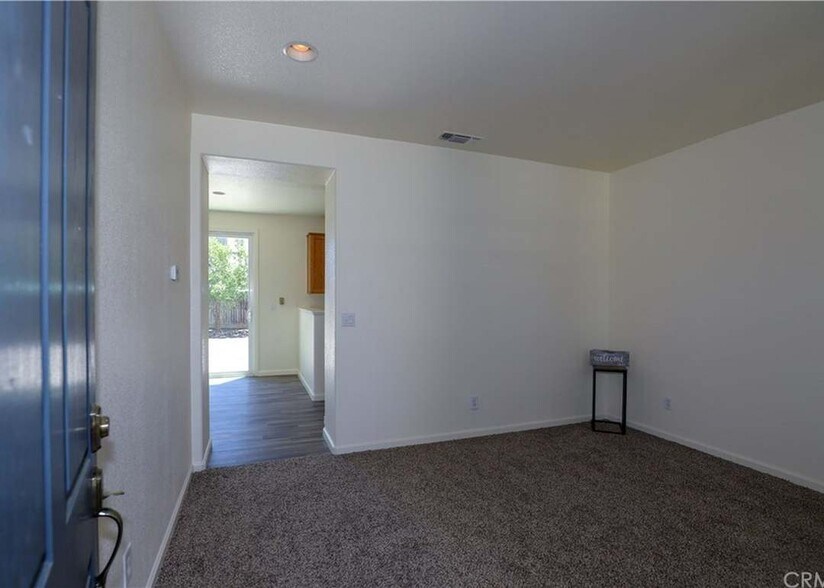 Building Photo - 468 Beckman Way