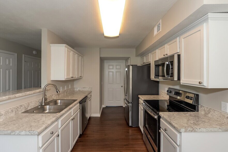 Building Photo - 3035 Ace Wintermeyer Dr