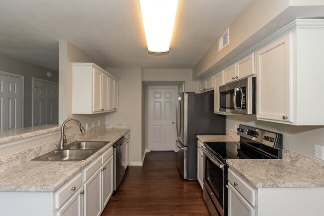 Building Photo - 3035 Ace Wintermeyer Dr