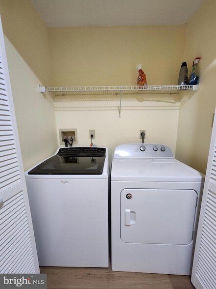 Building Photo - 91 Grant Ln