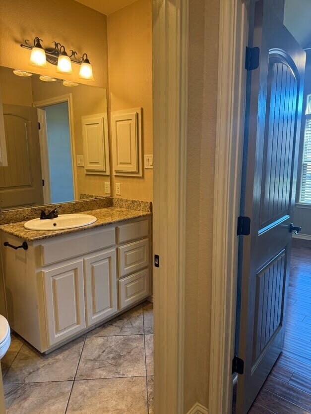 Building Photo - Welcome Home to Summit Crossing