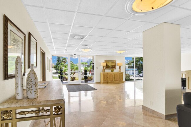 Building Photo - 2701 N Ocean Blvd