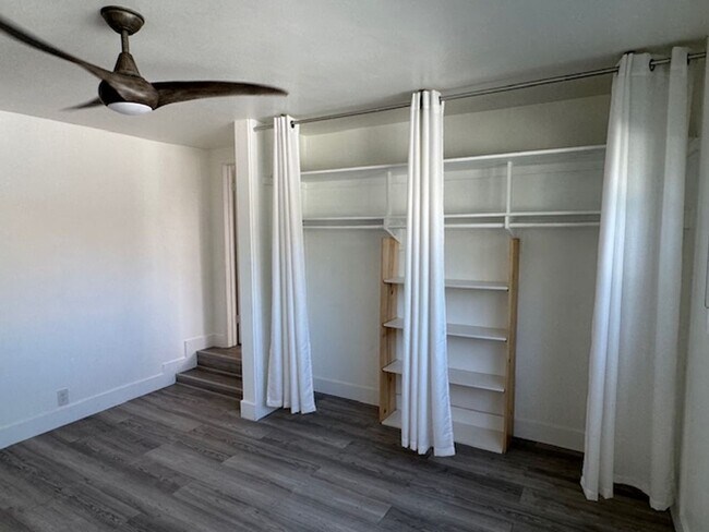 Building Photo - Modern Alamitos Beach 2 bedroom Condo plus...