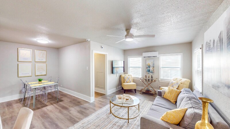 Primary Photo - 128 Claremont Ave