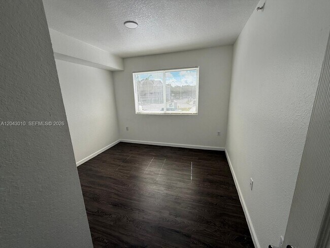Building Photo - 15470 SW 284th St
