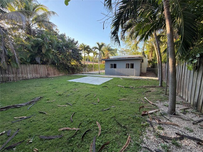 Building Photo - 3373 SW 29th Terrace