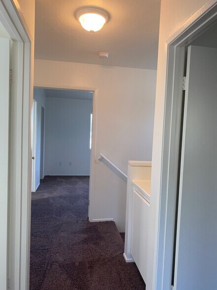 Building Photo - 44641 Stonebridge Ln