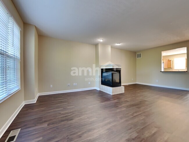 Building Photo - 1542 Quarter Horse Cir