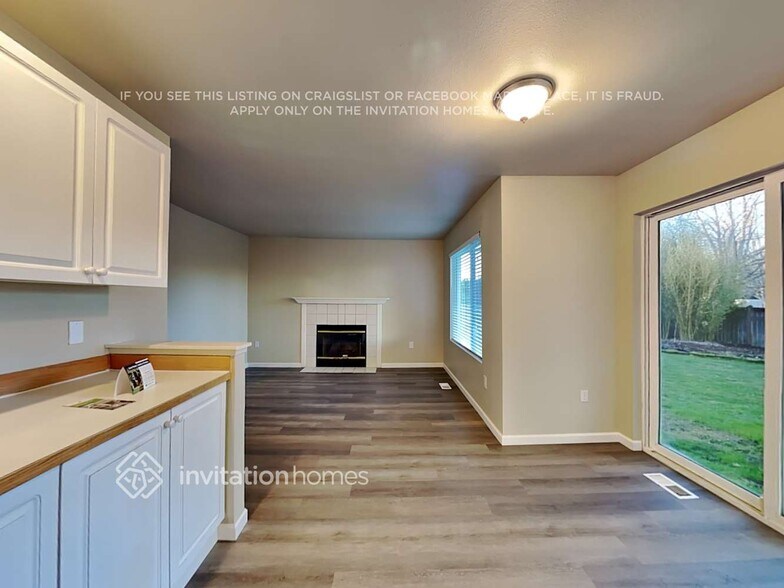 Building Photo - 6215 90th St Ct E