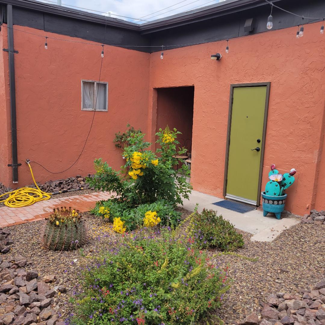 back courtyard - 223 N San Pedro St