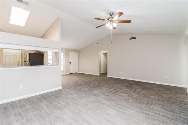 Building Photo - 6223 Fernwood Dr