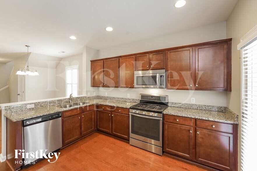 Building Photo - 126 Brookhaven Rd