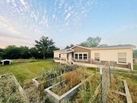 Building Photo - 18188 FM86