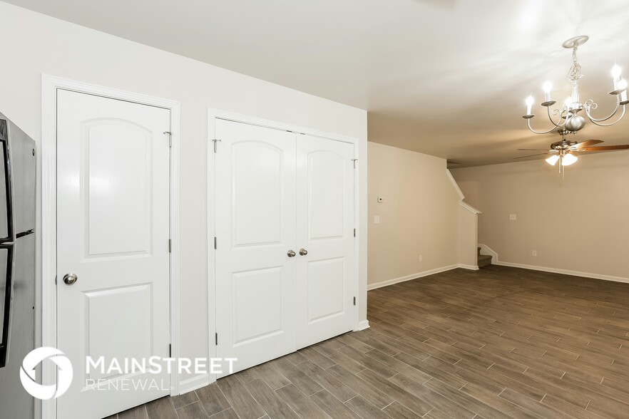 Building Photo - 508 Brady Dr