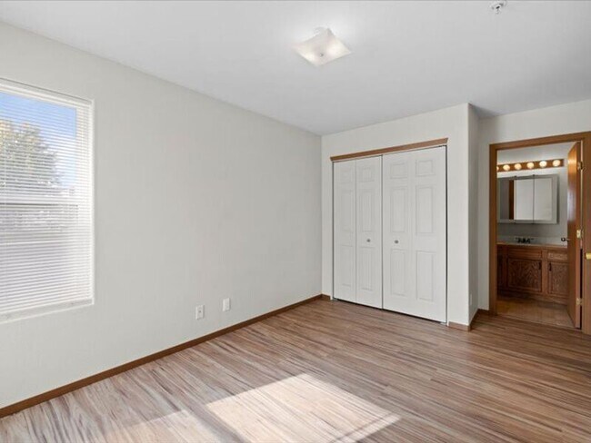 Building Photo - 6405 Chapel Hill Blvd