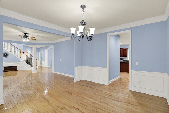 Building Photo - 13720 Akers Dr