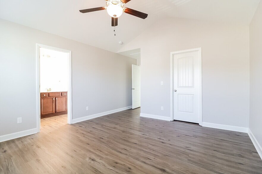 Building Photo - 508 McCarthy Dr