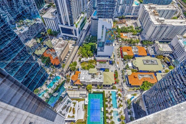 Building Photo - 801 S Miami Ave