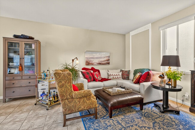 Building Photo - 46750 Mountain Cove Dr