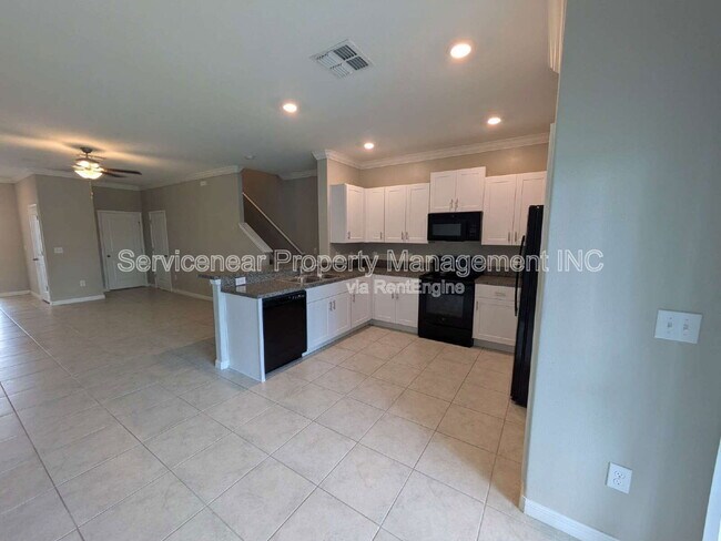 Building Photo - 11818 Dumaine Valley Rd