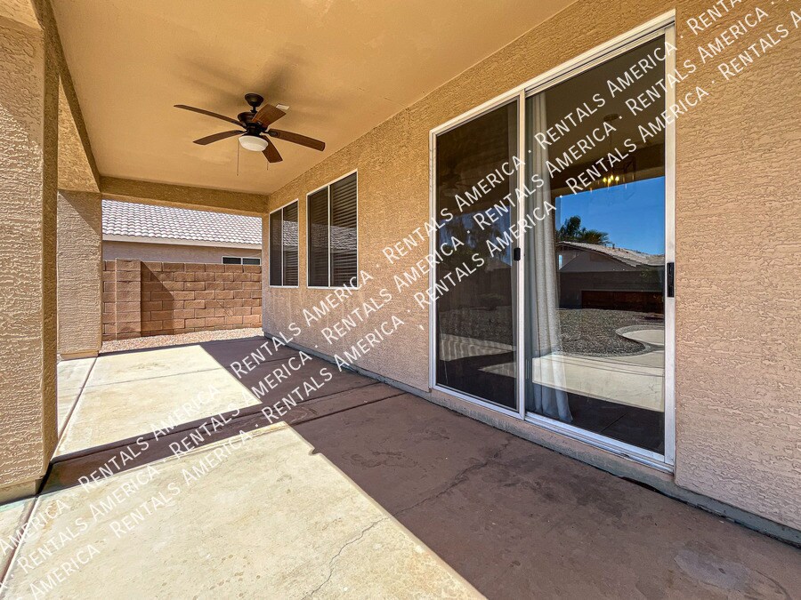 Building Photo - 9765 E Knowles Ave