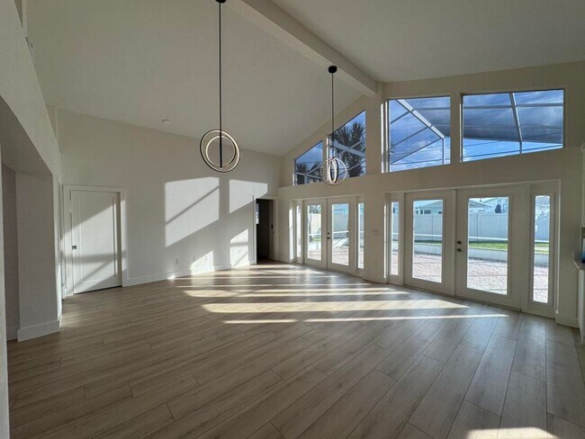 Building Photo - 2/2 plus Bonus Room in Ormond By the Sea