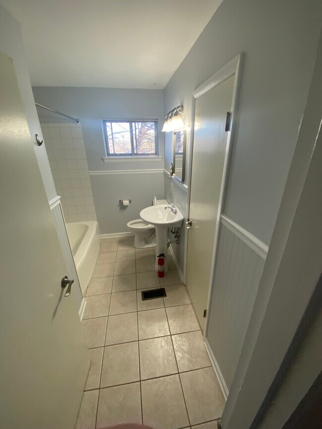 Building Photo - 3636 Phelps St