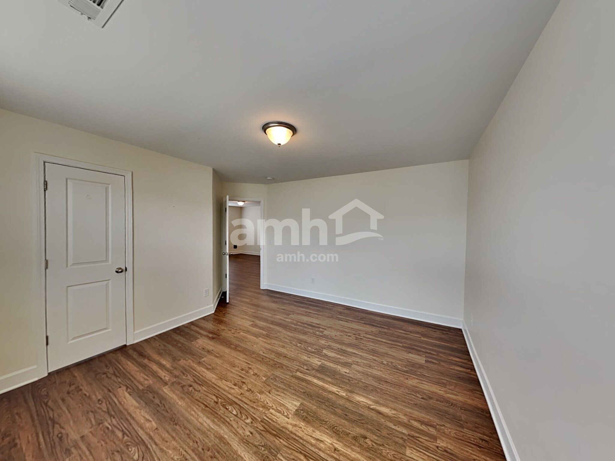 Building Photo - 5071 Trailwater Dr