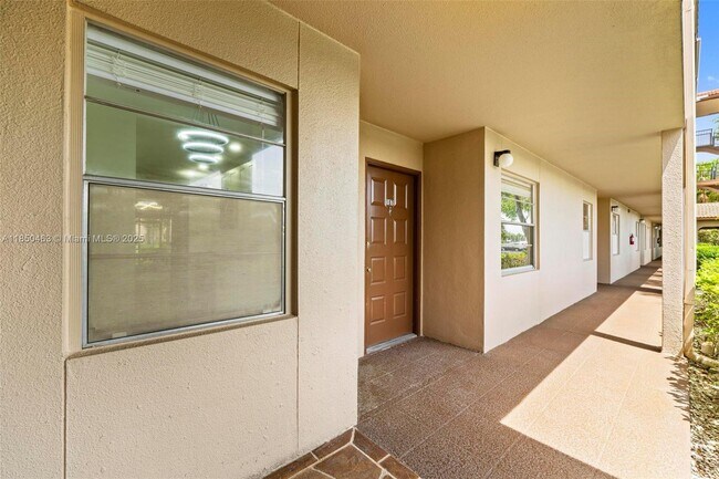 Building Photo - 1300 SW 124th Terrace