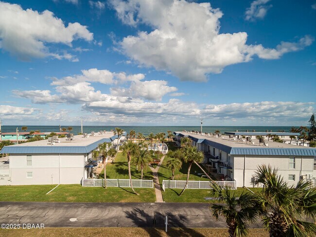 Building Photo - 2750 Ocean Shore Blvd