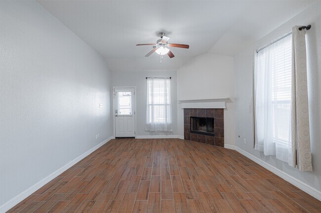 Building Photo - 7014 Durango Creek Dr