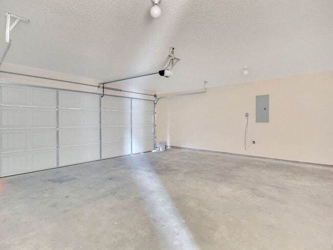 Building Photo - 85 Kinlock Ct
