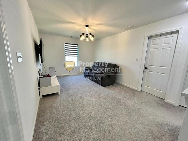 Building Photo - 5625 Burr Rdg Cir