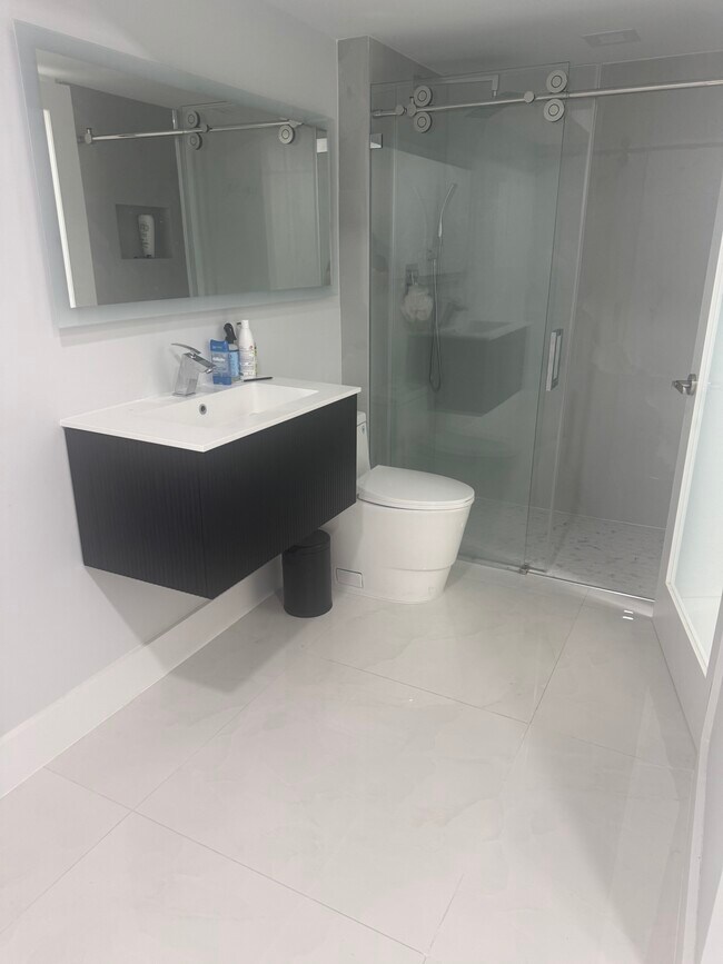 Bathroom - 2600 S University Dr