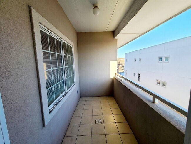 Building Photo - 4713 Virginia Ave