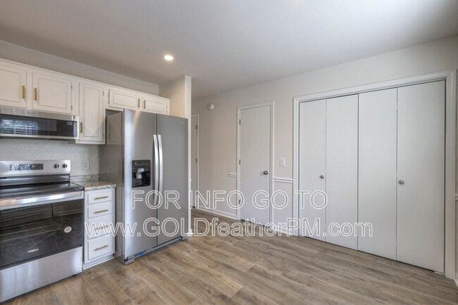 Building Photo - 112 Champney Ct