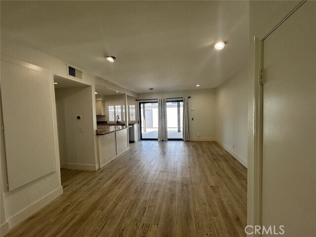 Building Photo - 714 Briarwood Ln