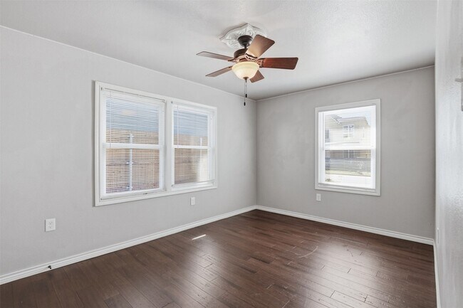 Building Photo - 3201 McCart Ave